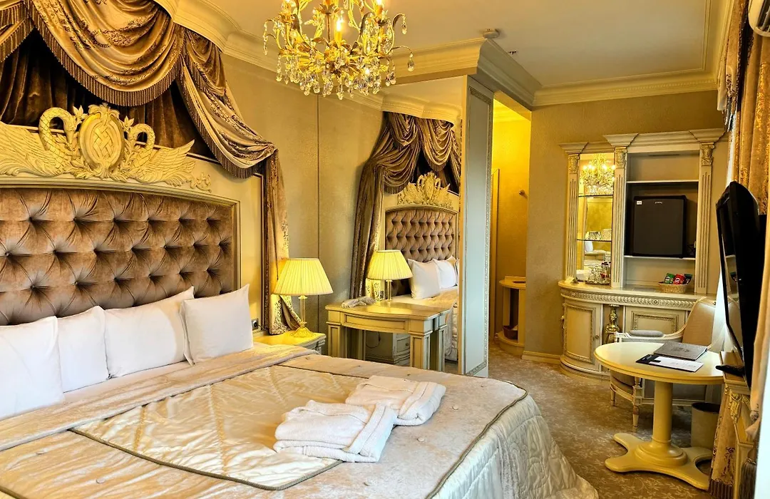 Royal Spa & Hotel Resort-1