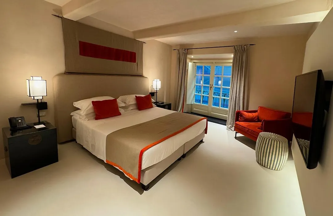Hotel Palazzo Durazzo Suites-1