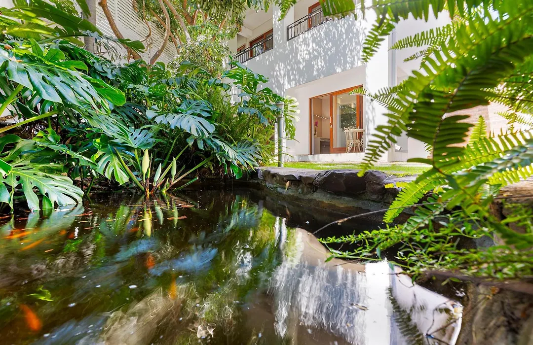 Hyde Park Guest House-1