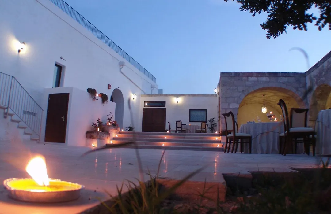 Hotel Masseria Fortificata Donnaloia-1