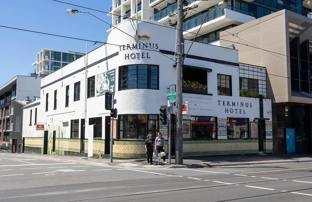 Mainstay Suites Abbotsford-1