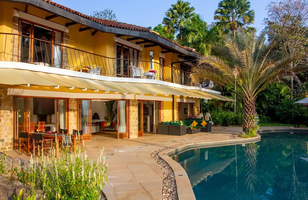 Bougainvillea Retreat-1