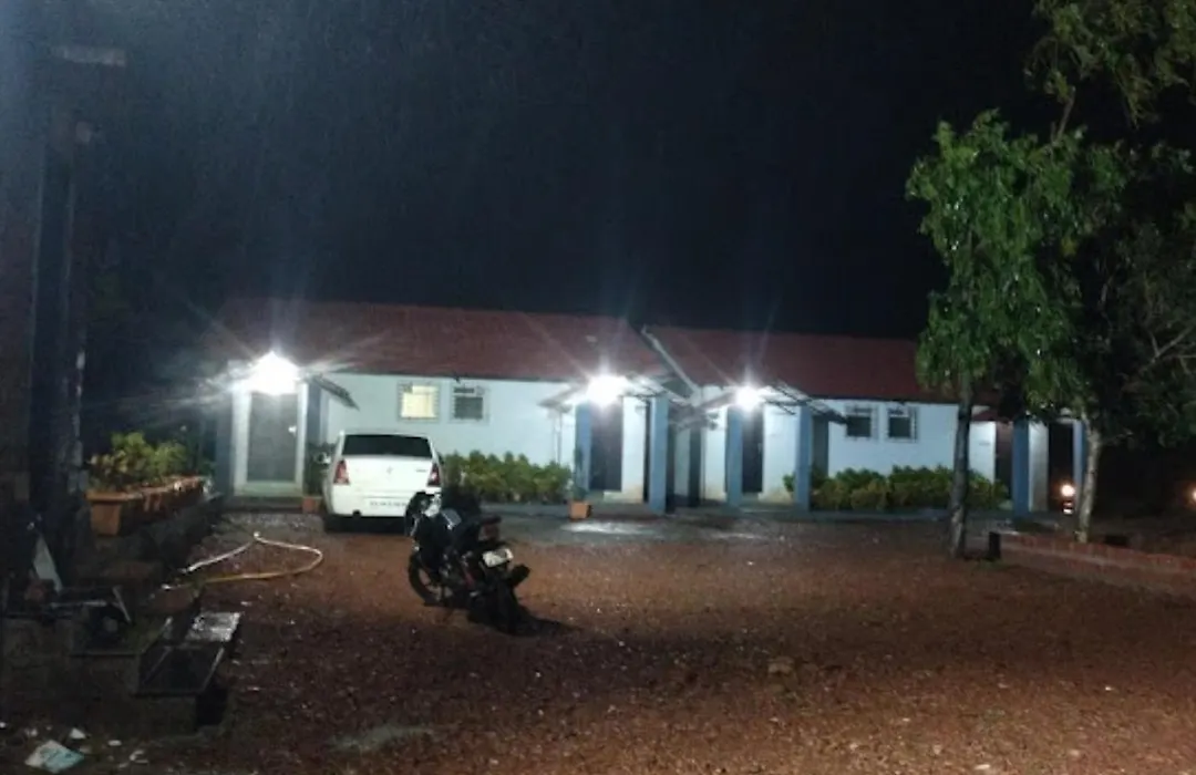 Sea King Beach Resort Ganpatipule-1