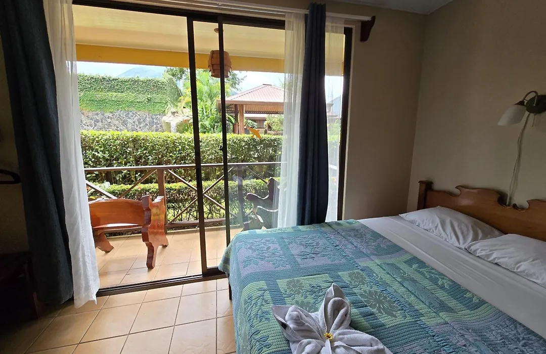 Hotel Iris Arenal-1