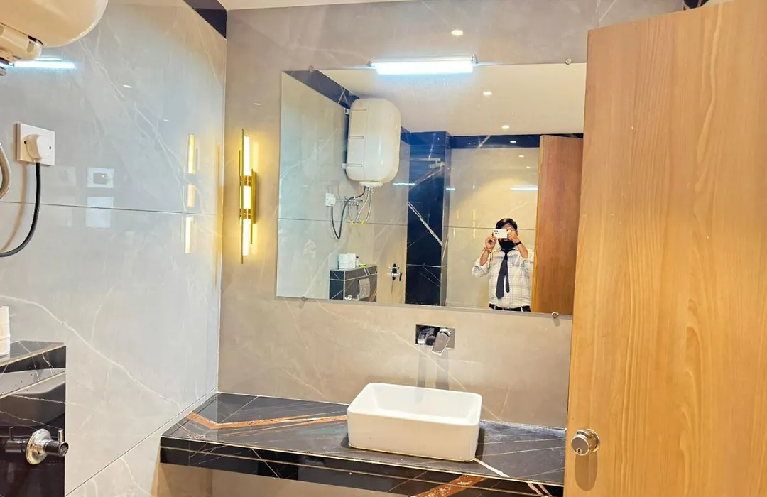 Hotel Avantika-1