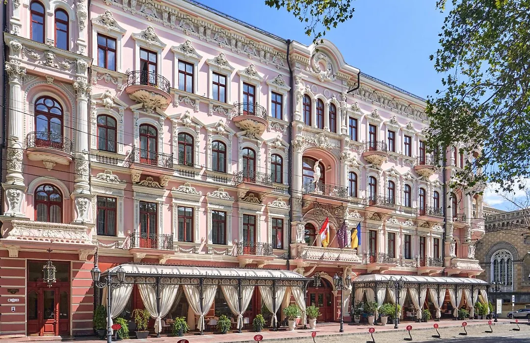 Hotel Bristol-1