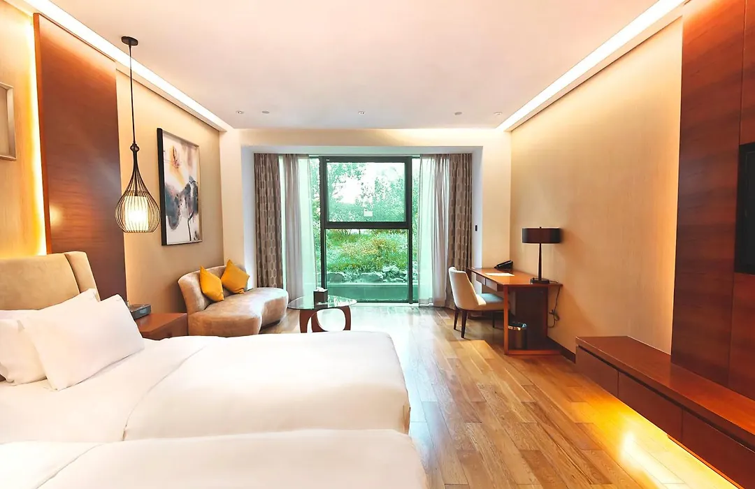 Holiday Inn Nanjing Xuanwu Lake By Ihg-1