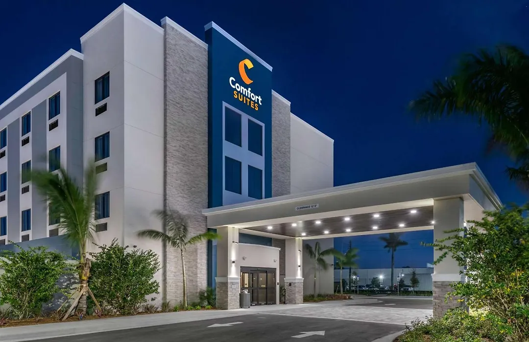 Comfort Suites Stuart-Hutchinson Island-1