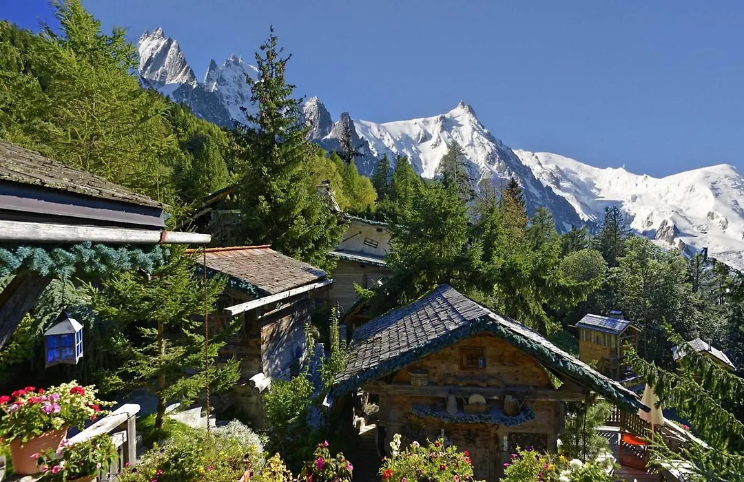 Hotel Les Chalets De Philippe Avec Jacuzzis Privatifs-1