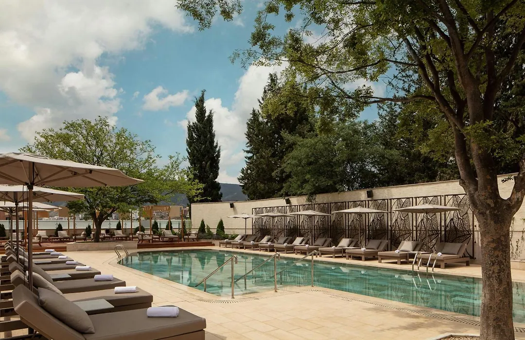 Sheraton Grand Tbilisi Metechi Palace-1