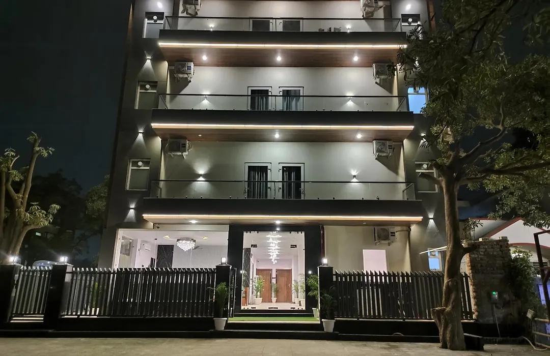 Emerald Suites-1