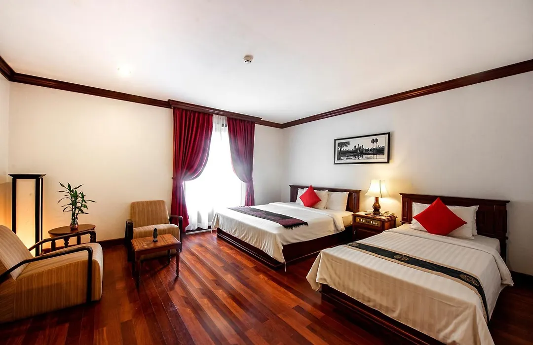Royal Crown Hotel & Spa-1