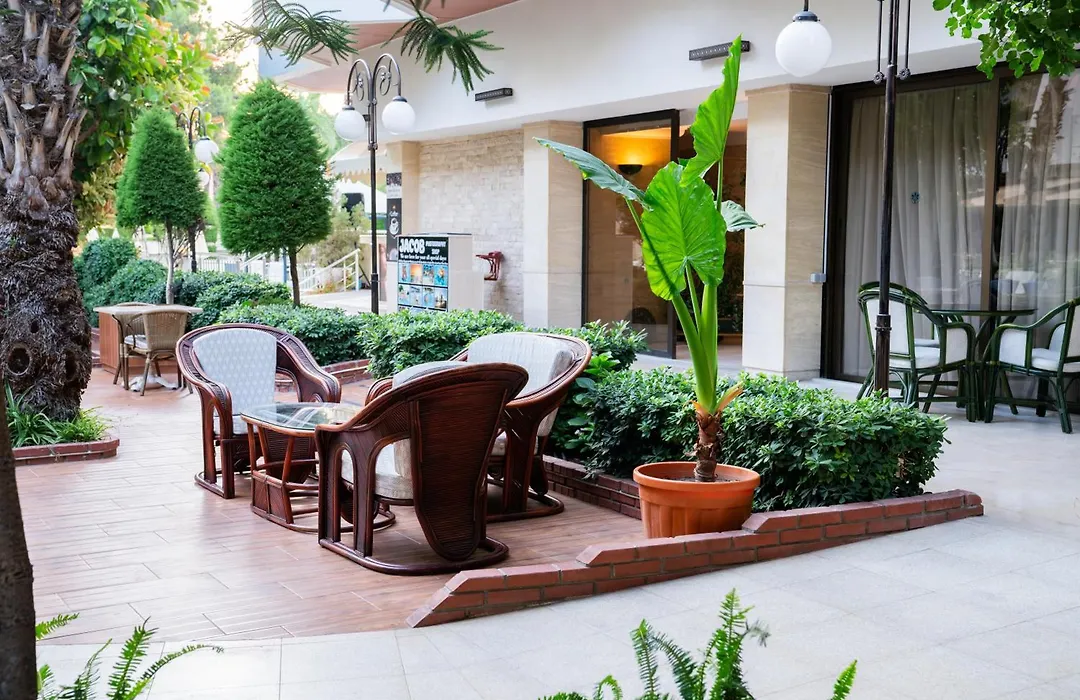 Hotel Aqua-1