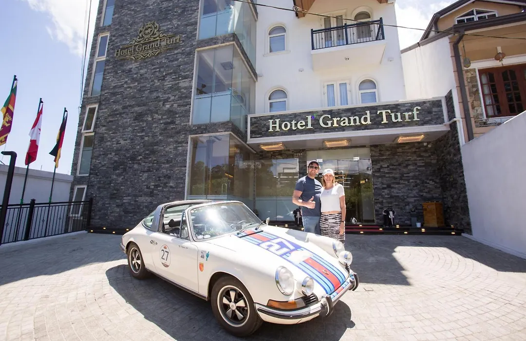Hotel Grand Turf-1