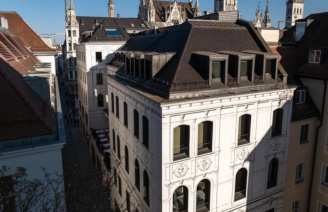 Do & Co Hotel Muenchen-1