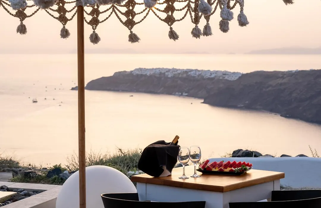 Amaze Suites-1