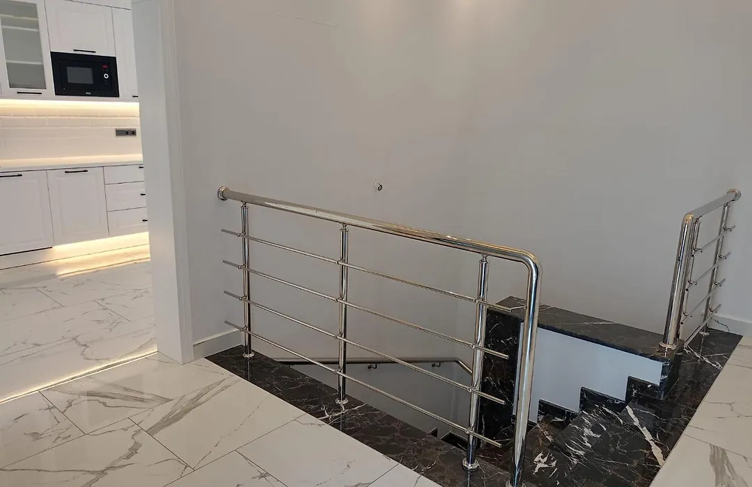 Elite Luxury Suite & Spa-1