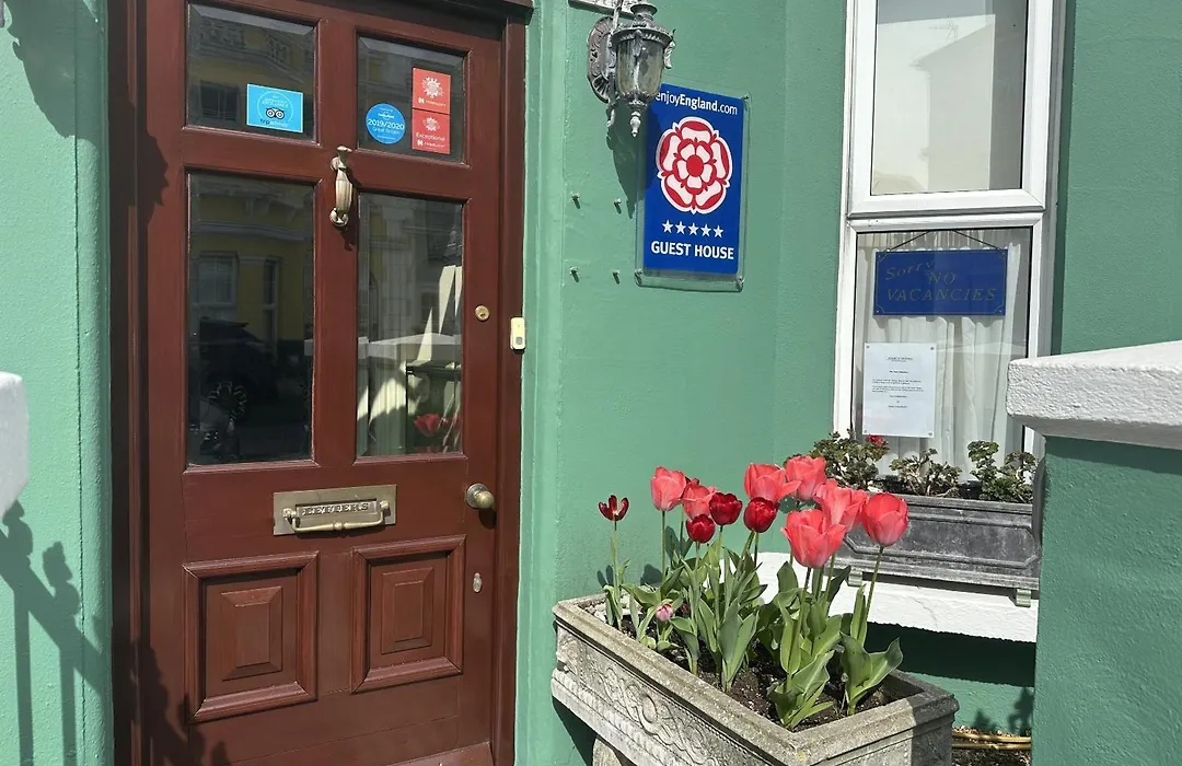 Albert & Victoria Guest House-1