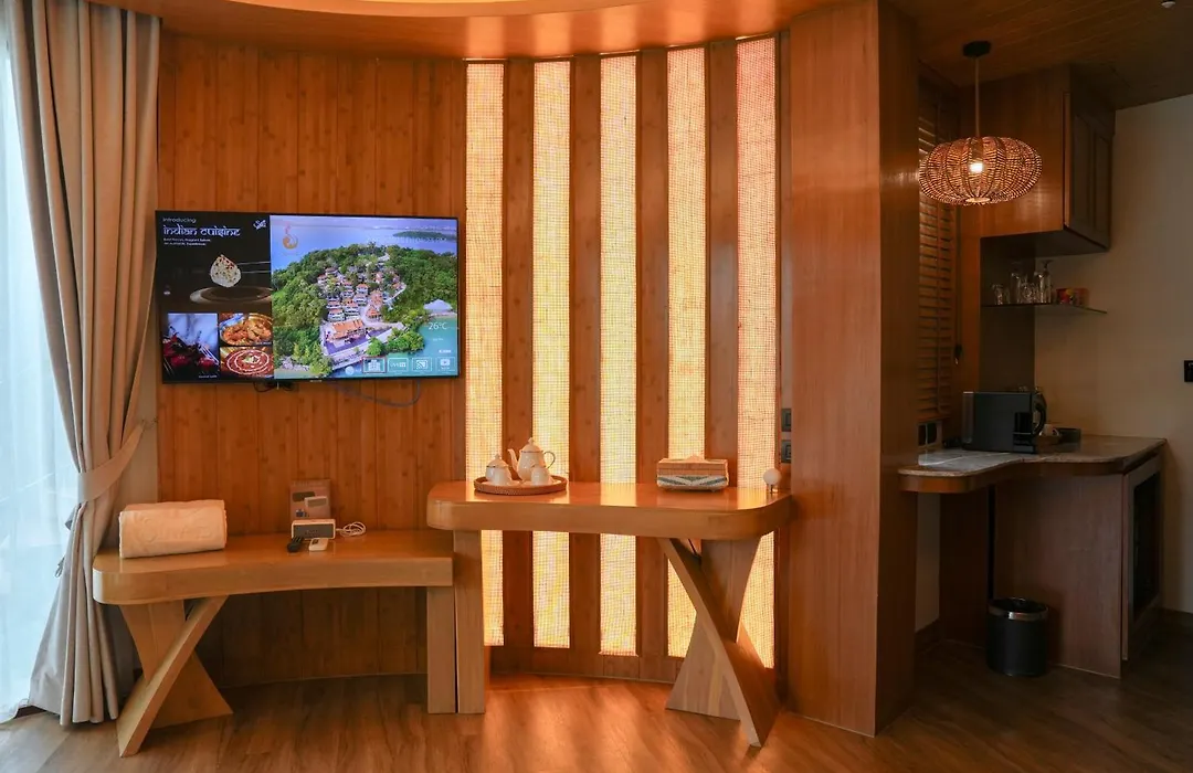 Sinae Phuket Luxury Hotel-1