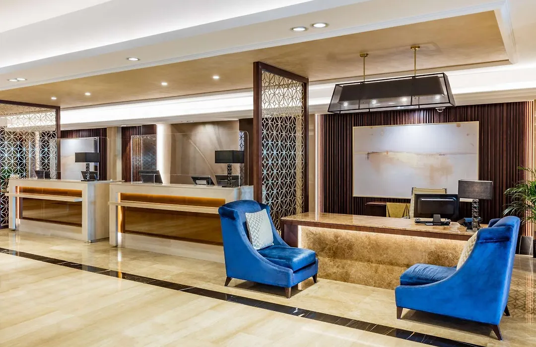 The Diplomat Radisson Blu Hotel Residence & Spa-1