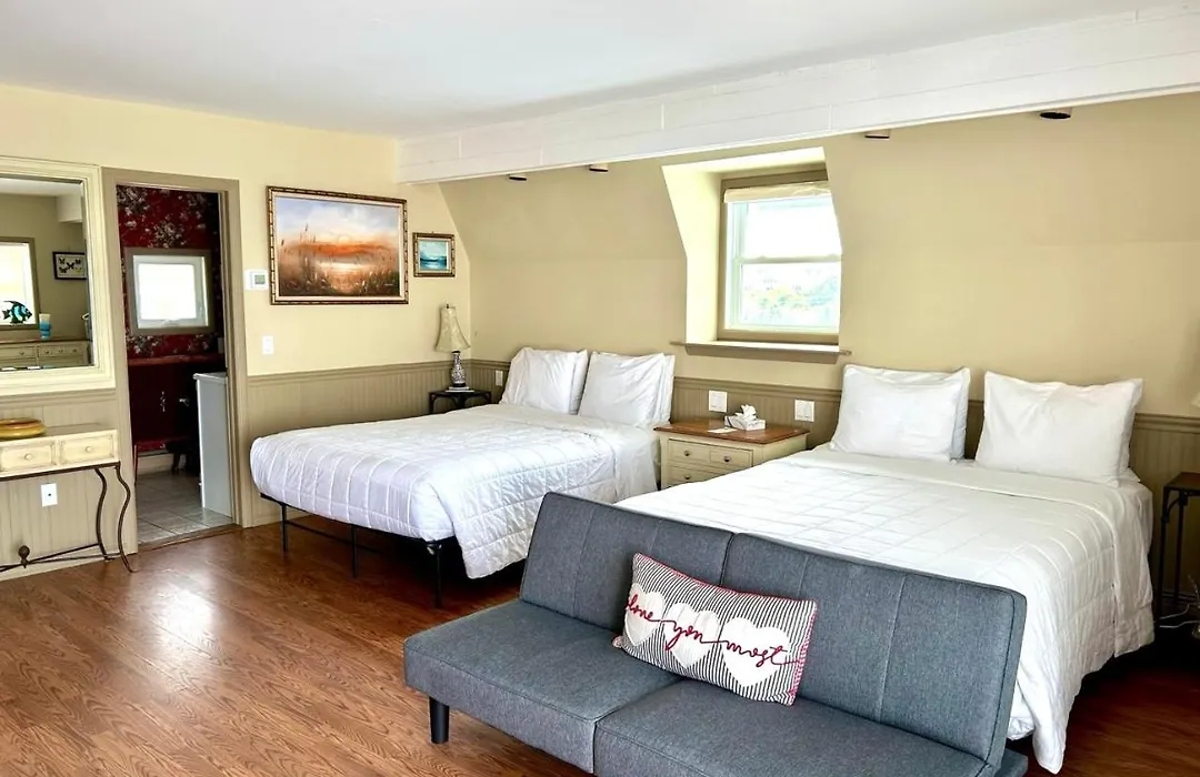 The Montauk Soundview-1
