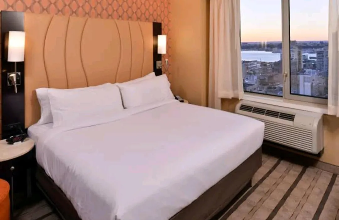 Hotel Aladin In Karachi-1