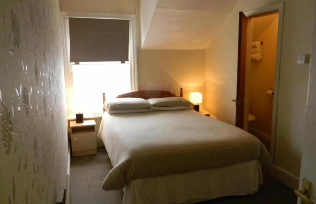 New Hawkes Hotel-1