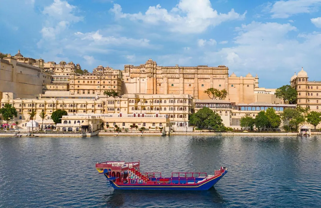 Taj Fateh Prakash Palace Udaipur-1