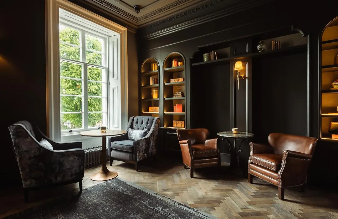 Regency House-1