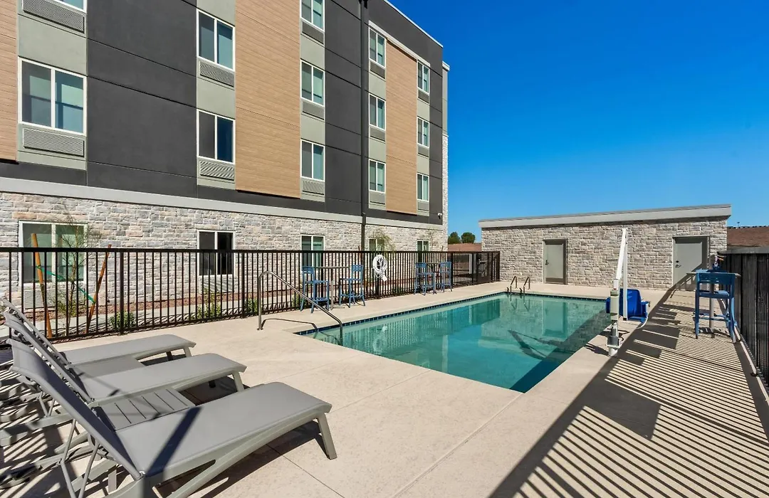 Everhome Suites Yuma East I-8 By Choice Hotels-1