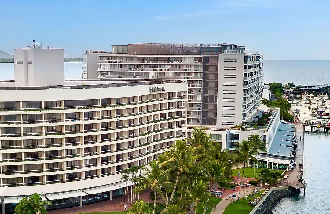 Hilton Cairns-1