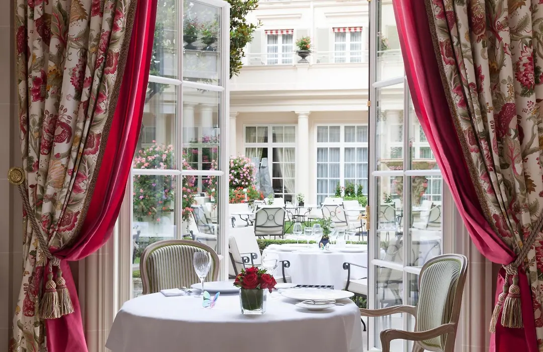 Le Bristol Paris, Oetker Hotels-1