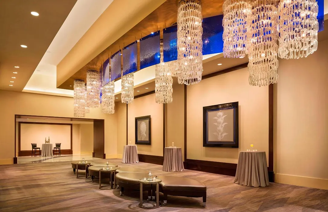 Renaissance Phoenix Downtown Hotel-1