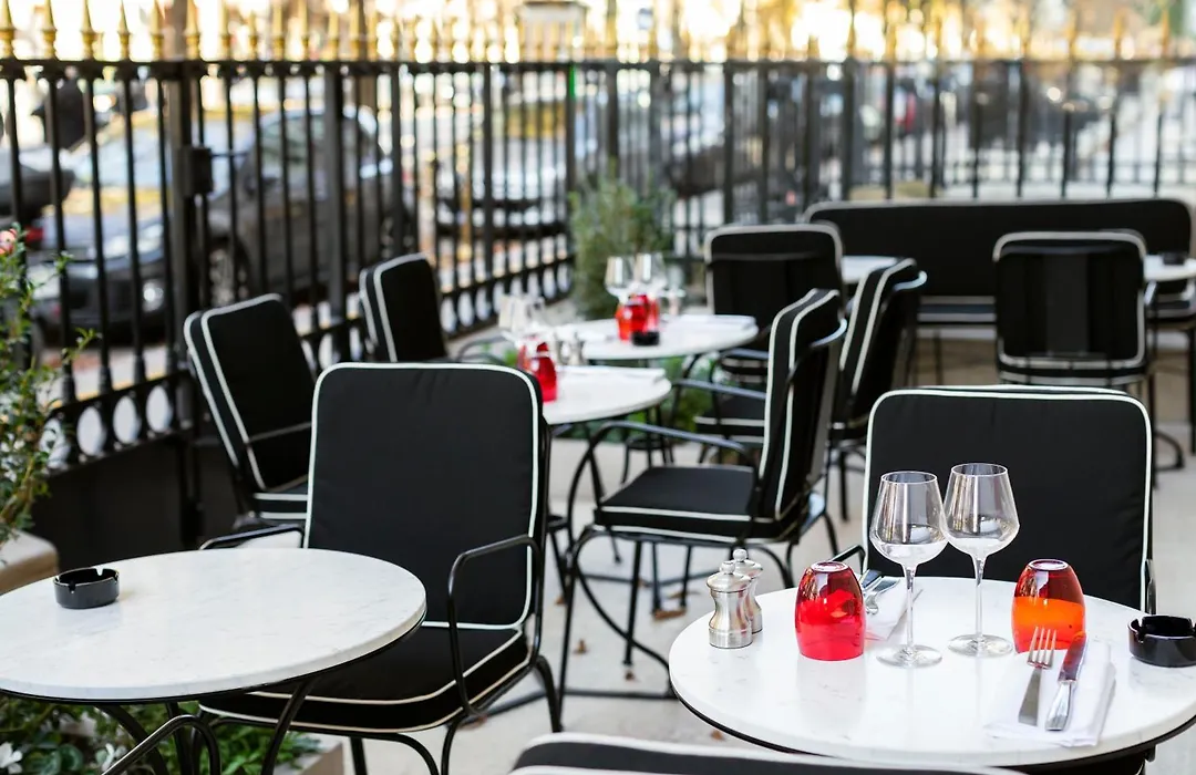 Hotel Montaigne-1