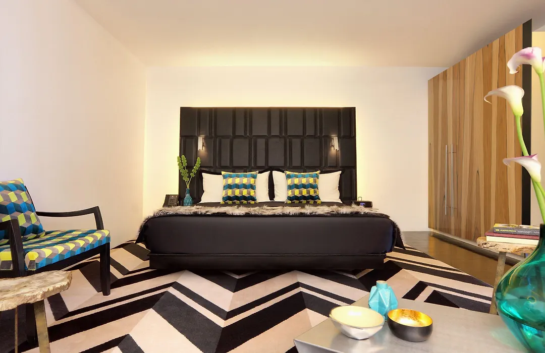 Adelphi Hotel-1