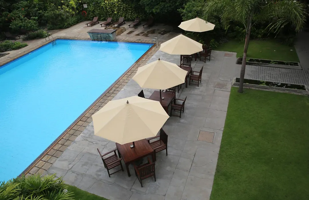 Ramada Colombo-1