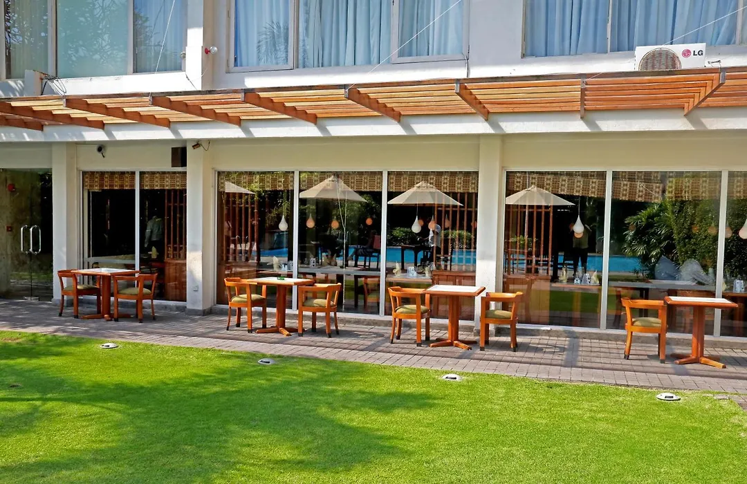 Ramada Colombo-1