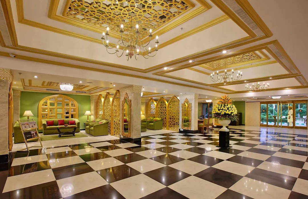 Hotel Clarks Shiraz-1