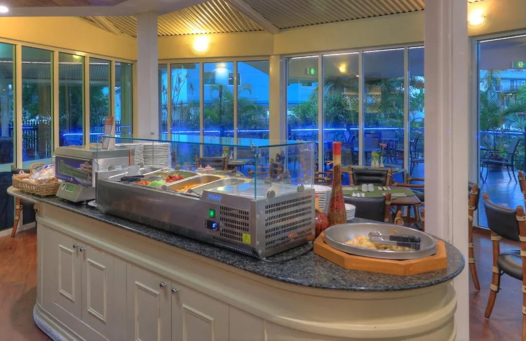 Cairns Sheridan Hotel-1