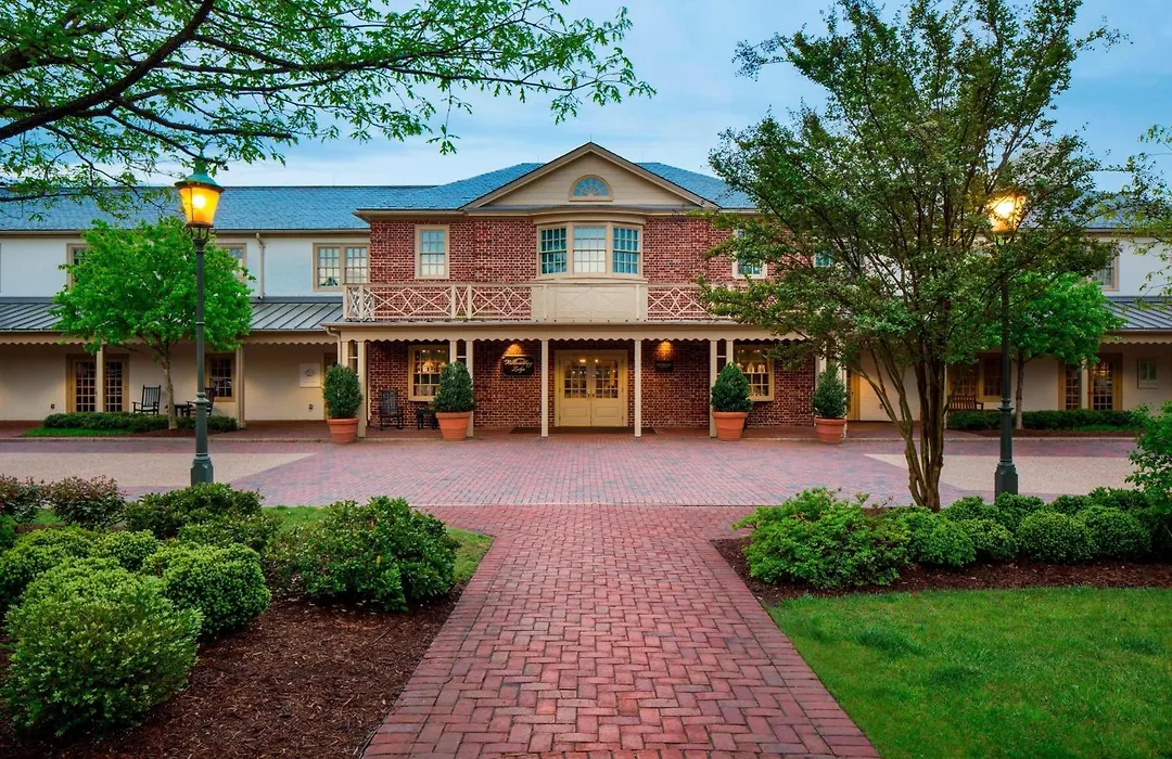 Williamsburg Lodge, Autograph Collection-1