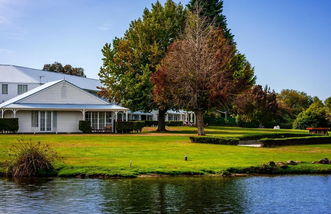 Vr Rotorua Lake Resort-1