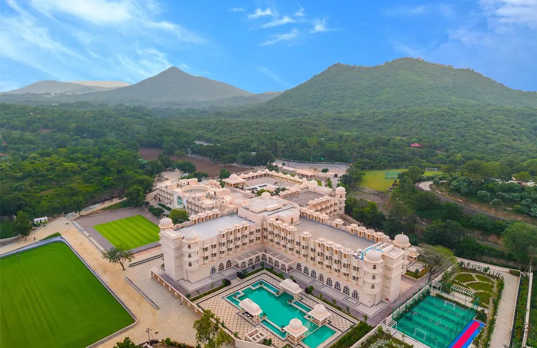 Wyndham Grand Udaipur Fateh Sagar Lake - Pure Vegetarian Resort-1