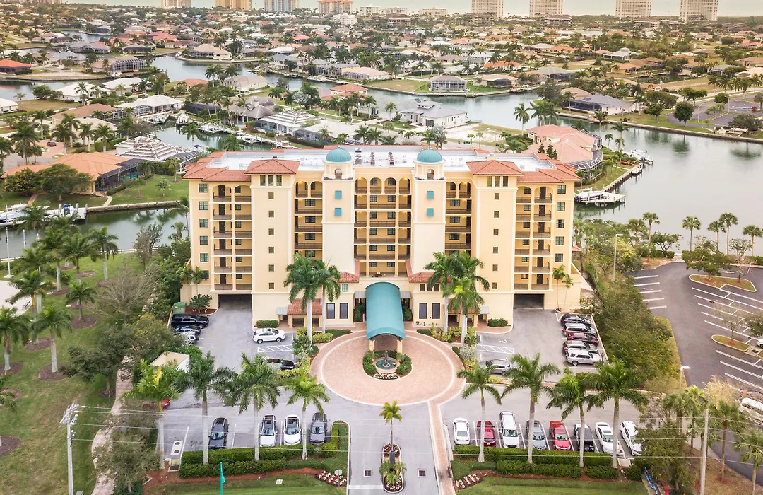 Holiday Inn Club Vacations Sunset Cove Resort-1