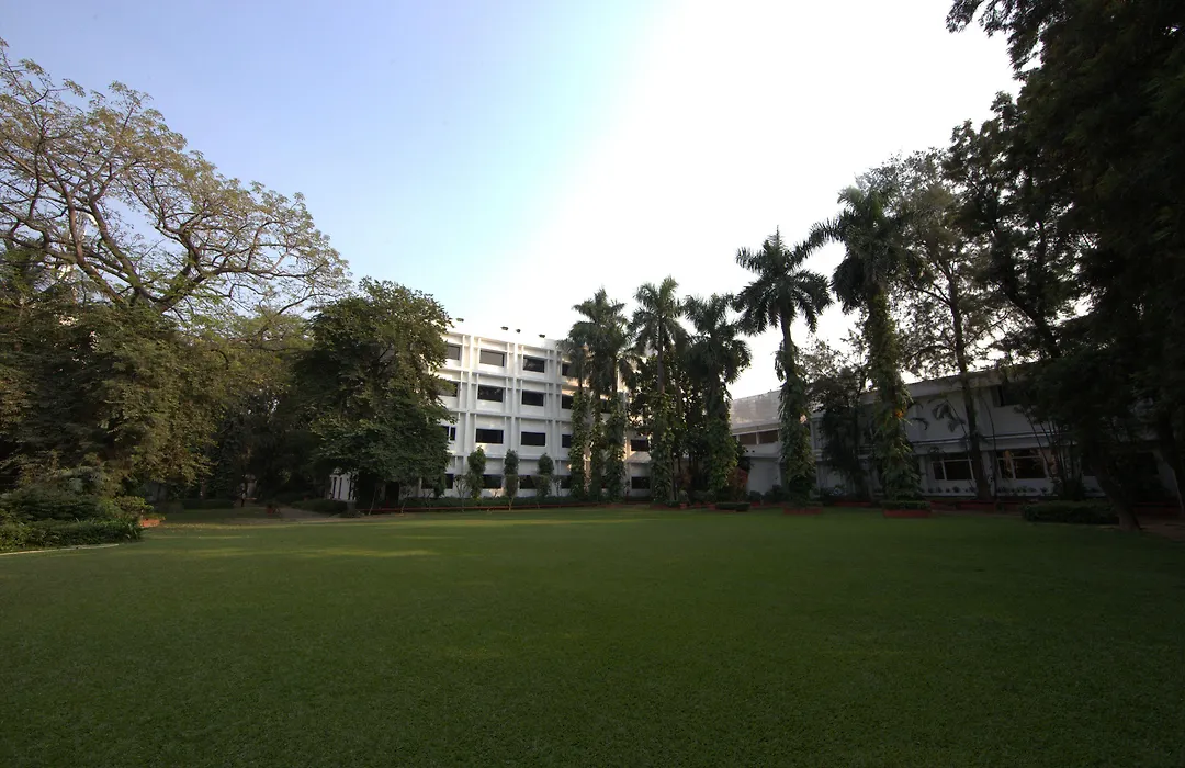 Hotel Clarks Varanasi Limited-1