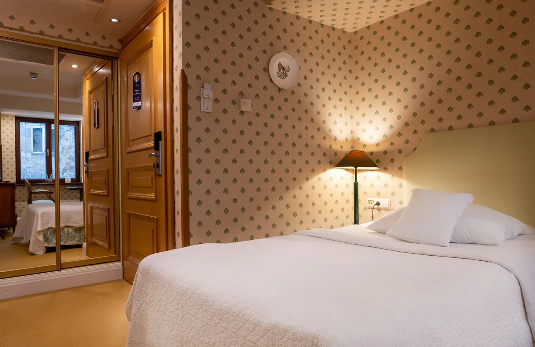 Hotel Grodek-1