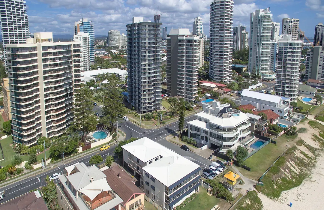 Norfolk Luxury Beachfront Apartments Gold Coast-1