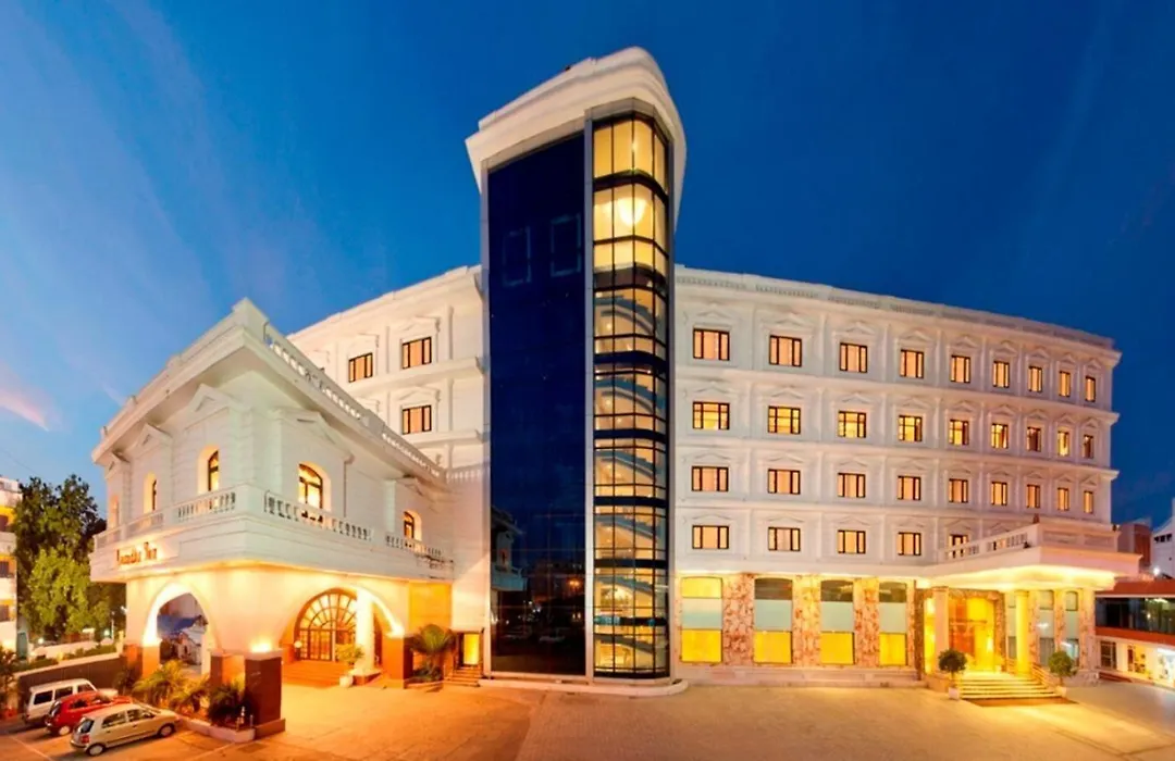 Anandha Inn Convention Centre And Suites-1