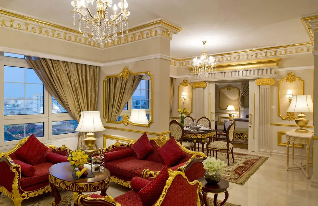Warwick Doha-1