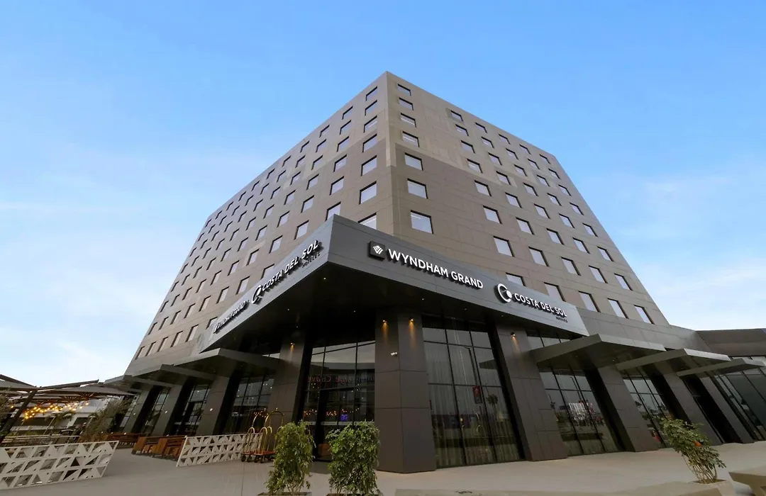 Wyndham Grand Costa Del Sol Lima Airport-1