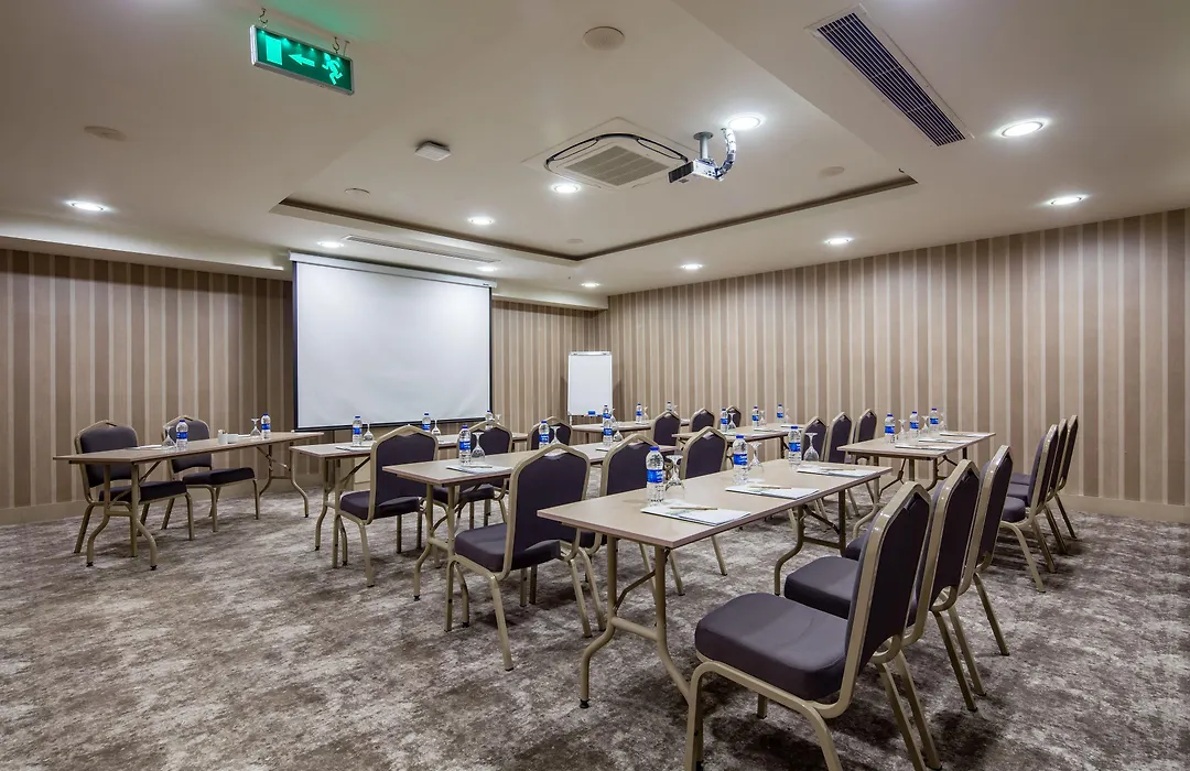 Holiday Inn Antalya - Lara By Ihg-1